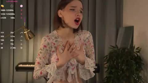 Evy  online show from 25, 9, 2025