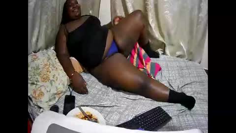 Snapshot of happysonia chatting on 5, 3, 2026 happysonia online show from 5, 3, 2026