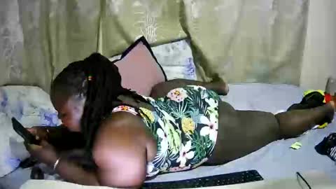 Snapshot of happysonia chatting on 15, 4, 2026 happysonia online show from 15, 4, 2026