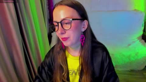 Snapshot of happystephanie chatting on 27, 11, 2025 Stephanie online show from 27, 11, 2025