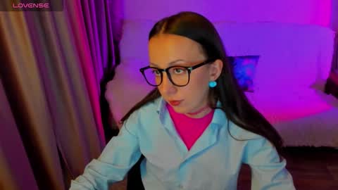 Snapshot of happystephanie chatting on 7, 1, 2026 Stephanie online show from 7, 1, 2026