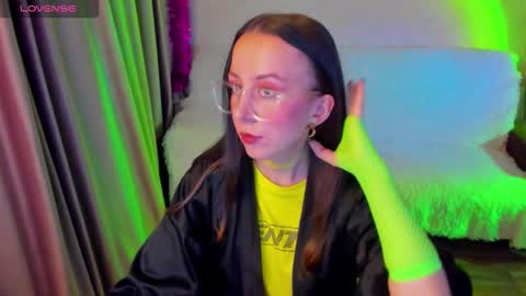 Snapshot of happystephanie chatting on 8, 1, 2026 Stephanie online show from 8, 1, 2026