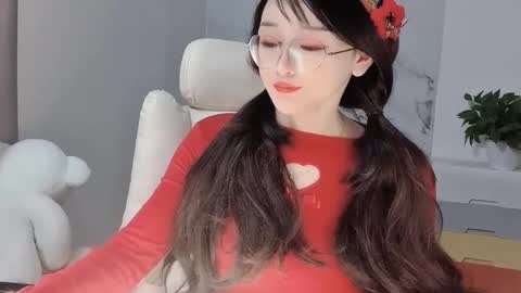 Daisy online show from 20, 2, 2025