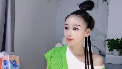 Snapshot of happysweety1688 chatting on 26, 9, 2025 happysweety1688 online show from 26, 9, 2025