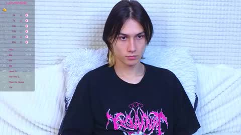 Mark online show from 6, 10, 2025