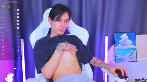 Mark online show from 25, 11, 2025