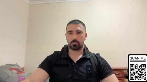Snapshot of hard_to_obey chatting on 6, 6, 2026 Vadim online show from 6, 6, 2026