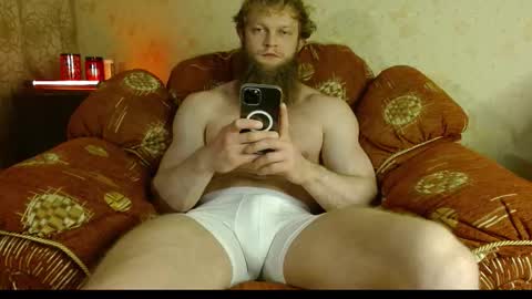 Snapshot of hardandripped chatting on 24, 10, 2025 Valentino Hard online show from 24, 10, 2025