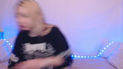 Emily online show from 25, 9, 2025