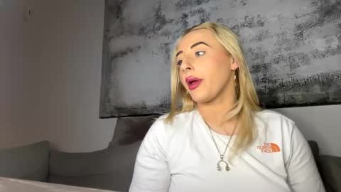 hardcoreslutxx online show from 17, 1, 2025