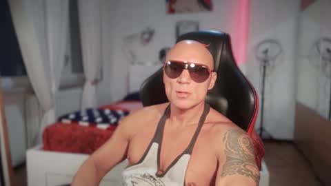 Snapshot of hardmattsteel chatting on 24, 9, 2025 MATTSTEEL - ITALIAN STALLION online show from 24, 9, 2025