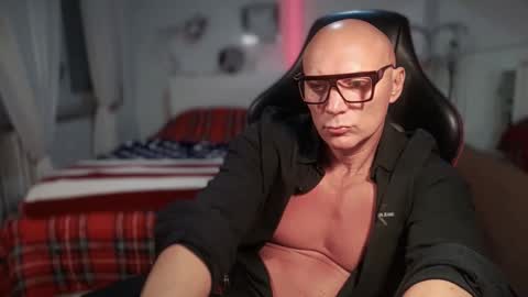 Snapshot of hardmattsteel chatting on 30, 9, 2025 MATTSTEEL - ITALIAN STALLION online show from 30, 9, 2025