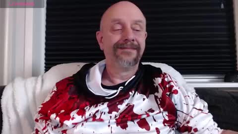 MrLazy online show from 2, 12, 2024