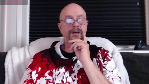 MrLazy online show from 2, 12, 2024