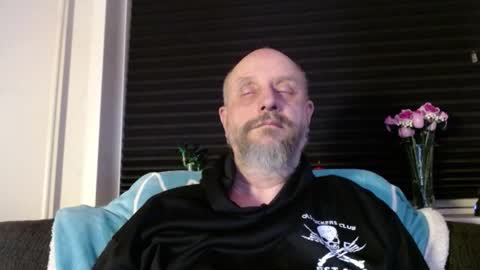 MrLazy online show from 3, 2, 2026