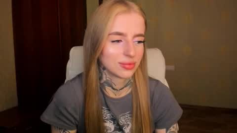 Snapshot of harley_kimm chatting on 19, 9, 2025 Julia online show from 19, 9, 2025