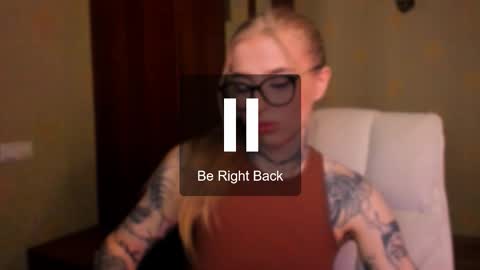 Snapshot of harley_kimm chatting on 27, 10, 2025 Julia online show from 27, 10, 2025