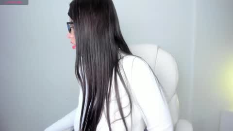 Snapshot of harleyqueen_robbie chatting on 2, 2, 2025 harleyqueen_robbie online show from 2, 2, 2025
