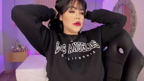 Snapshot of harmonybabe_ chatting on 8, 1, 2025 Harmony online show from 8, 1, 2025