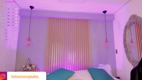 Snapshot of harmonybabe_ chatting on 10, 1, 2025 Harmony online show from 10, 1, 2025