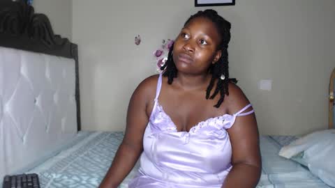 Snapshot of harriegrovin chatting on 19, 10, 2025 Grovin online show from 19, 10, 2025