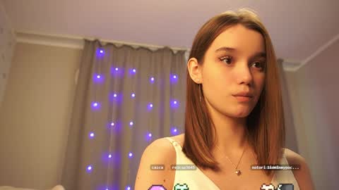 Snapshot of harrieteasley chatting on 22, 1, 2025 Call Me Tate its my fourth day here i hope we can to be friends and not only online show from 22, 1, 2025