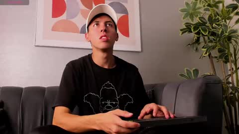   H  K   online show from 25, 9, 2025