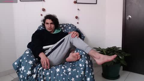 Snapshot of harry_sky chatting on 5, 2, 2025 Harry Sky online show from 5, 2, 2025