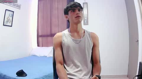 Snapshot of harrythomson1 chatting on 11, 10, 2025 harry thomson online show from 11, 10, 2025