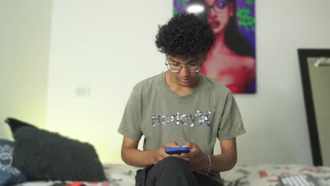 Snapshot of harrytwink18 chatting on 13, 12, 2024 HARRY online show from 13, 12, 2024