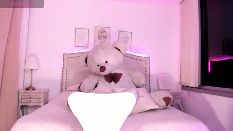 Snapshot of haru__kii chatting on 11, 11, 2025 haru online show from 11, 11, 2025