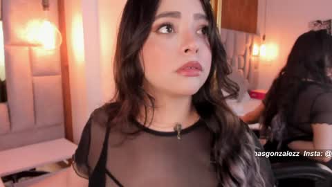 Snapshot of has_gonzalezz chatting on 5, 5, 2026 has_gonzalezz online show from 5, 5, 2026