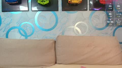 Snapshot of haselint chatting on 15, 1, 2026 Hasel online show from 15, 1, 2026