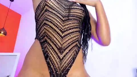 Nicky bac online show from 17, 10, 2025