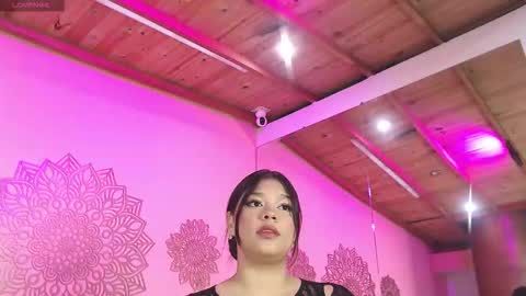 hatsajones online show from 23, 9, 2025