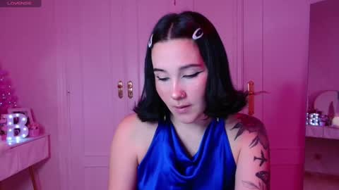 petunia  online show from 6, 1, 2025