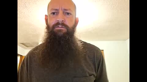 Snapshot of hawktalon007 chatting on 4, 10, 2025 Robert online show from 4, 10, 2025