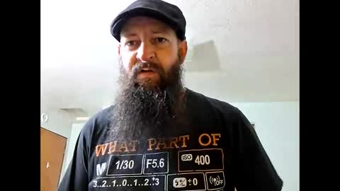 Snapshot of hawktalon007 chatting on 28, 11, 2025 Robert online show from 28, 11, 2025