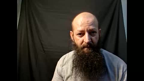 Snapshot of hawktalon007 chatting on 1, 3, 2026 Robert online show from 1, 3, 2026