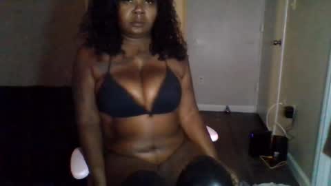 Snapshot of hawtchoc37 chatting on 18, 6, 2026 hawtchoc37 online show from 18, 6, 2026