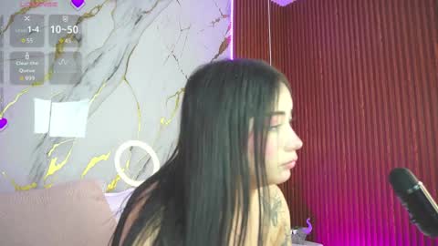 Snapshot of hay1_ chatting on 24, 12, 2024 haylie See you tonight at 8pm Colombia time online show from 24, 12, 2024