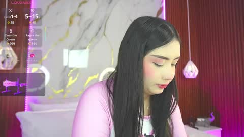 Snapshot of hay1_ chatting on 10, 2, 2025 haylie See you tonight at 8pm Colombia time online show from 10, 2, 2025
