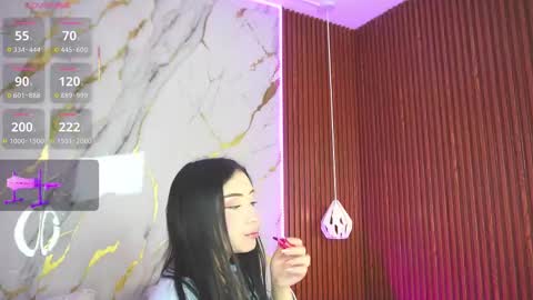 Snapshot of hay1_ chatting on 22, 2, 2025 haylie See you tonight at 8pm Colombia time online show from 22, 2, 2025