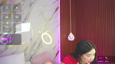 Snapshot of hay1_ chatting on 4, 3, 2025 haylie See you tonight at 8pm Colombia time online show from 4, 3, 2025