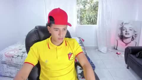 Snapshot of haydenn_boy chatting on 15, 10, 2025 Hayen Boy online show from 15, 10, 2025
