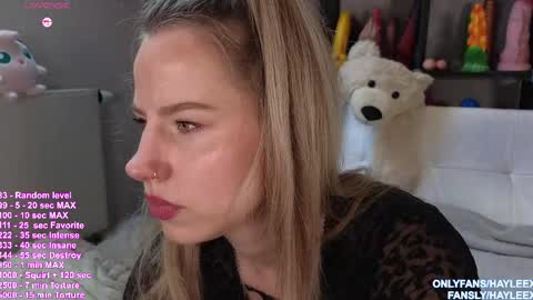 Snapshot of hayleex chatting on 27, 3, 2026 Haylee online show from 27, 3, 2026