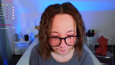 Hayle online show from 8, 3, 2025