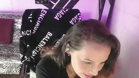 Snapshot of hayleymiller_vc chatting on 25, 2, 2025 hayley miller online show from 25, 2, 2025