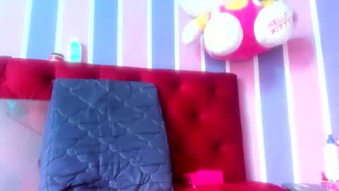 hayley miller online show from 16, 12, 2025