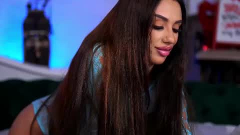 Snapshot of hayliemilf chatting on 25, 6, 2026 Haylie online show from 25, 6, 2026